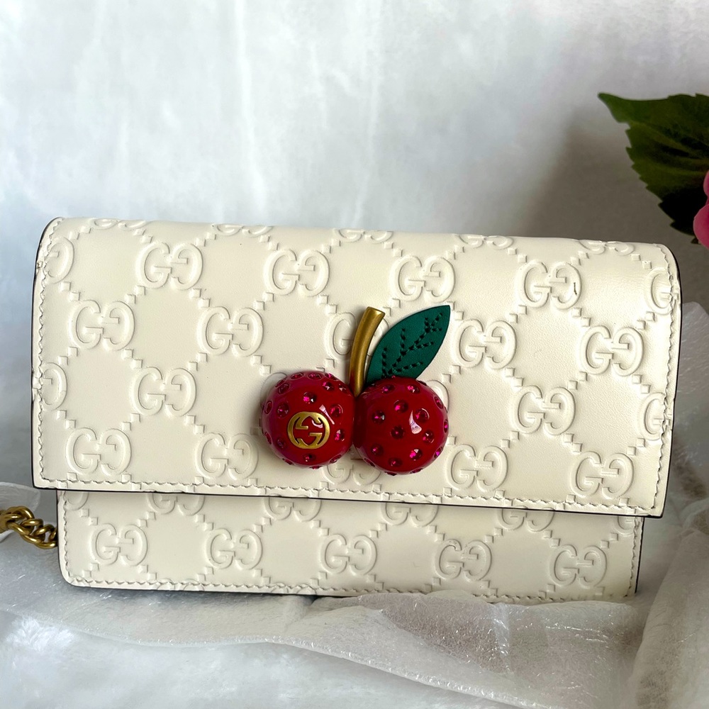 Gucci Guccissima Cherry accent Wallet on chain, mini crossbody white leather